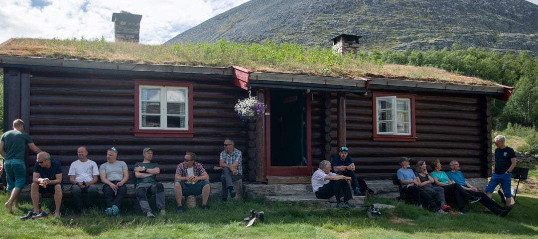 fra ny stueåpning på bjørnholia
