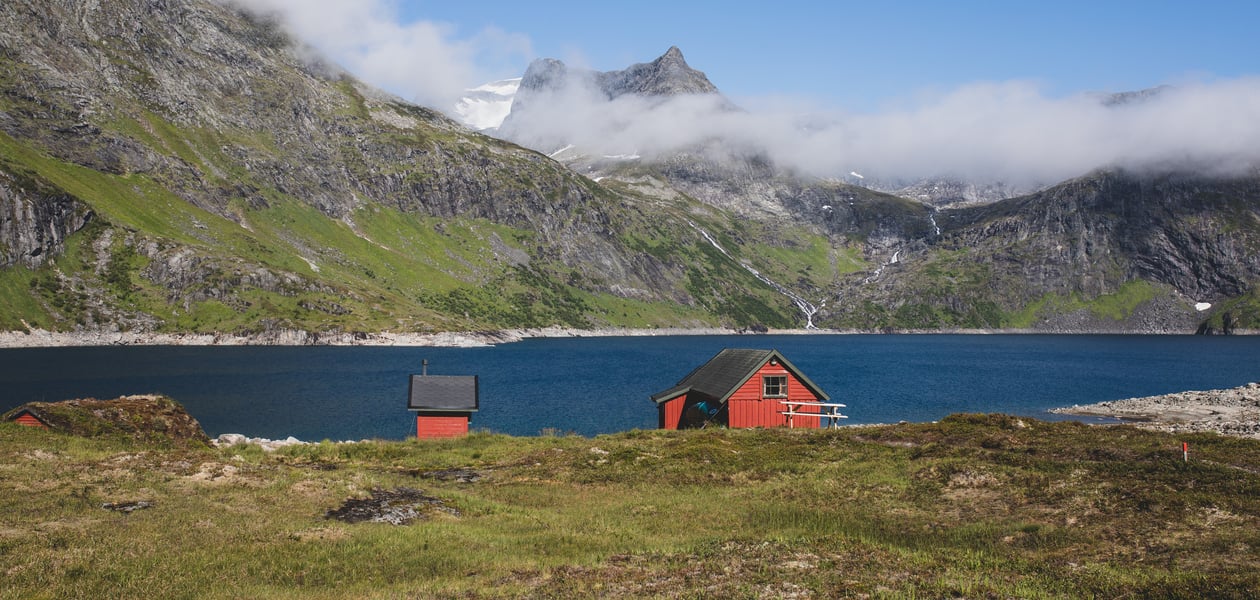 Tyssenaustet, Sunnmørsalpene