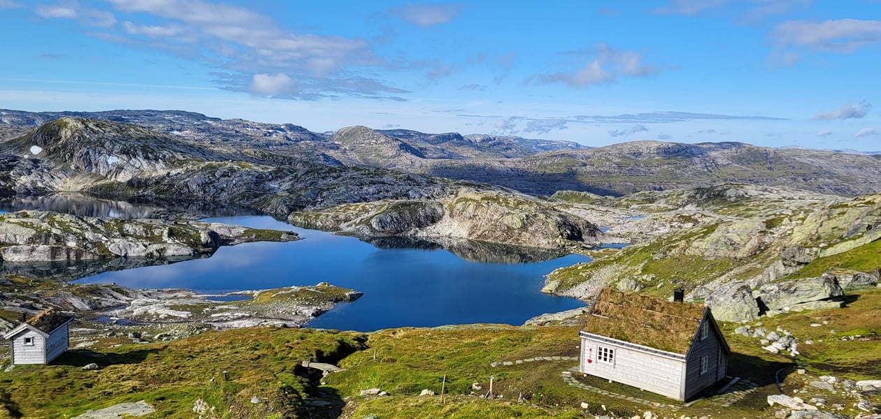 Nansenbu og Store Torfinnsdalsvatnet, august 2026