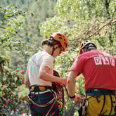 Klatrekurs med DNT Fjellsport Oslo fra inne til ute på Hauktjern, Østmarka.