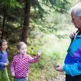 Bilder fra reportasjetur med besteforeldre og barnebarn, fotografert i september 2011.
Kontaktperson bestemor Turi Egner Olderheim: 951 51 122  Se video: https://youtu.be/yGslAOzseYk 
