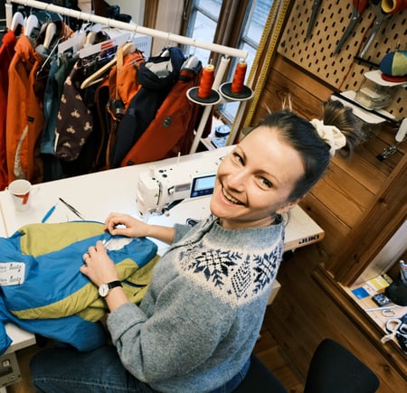 Eleonore Hatfield i Returen Syverksted