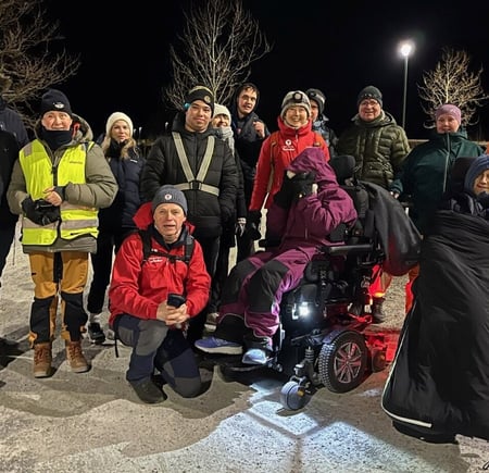 Gruppebilde av FTU-gjengen på Lundsneset. Kald og vakker kveldstur i februar.