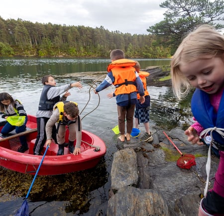 Skjærgårdsleir 13.–14. juni 2026 på Erleholmen, Tysnes.