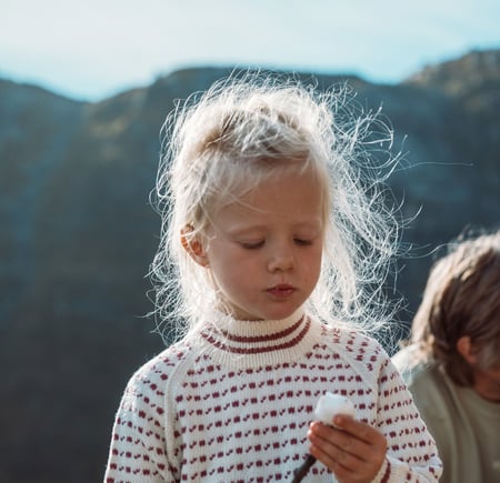 Turbohytta i Hunnedalen/Øvstabødalen er ei splitter ny og unik turisthytte, skreddersydd for barnefamilier og tilrettelagt for personer med funksjonsvariasjoner. Hytta er oppkalt etter Barnas turlag sin maskot og har en rekke kreative løsninger som gjør den spesielt spennende for barn.