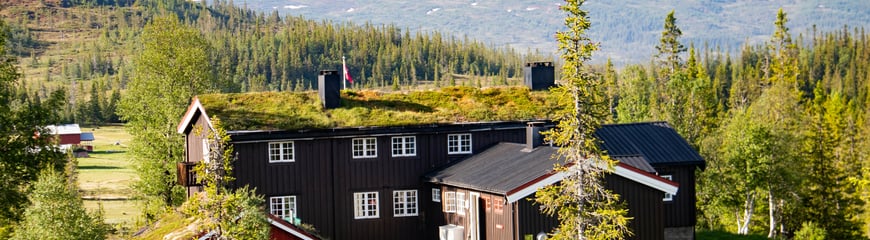 Varelevering til Schulzhytta før åpning av sommersesongen 2021.