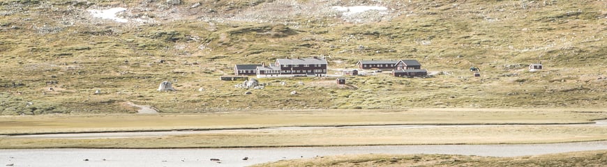 Glitterheim

En hytte på Omveien - den nye langruta fra Lillehammer i øst til Sognefjorden i vest, en rute hvor man krysser Fjell-Norge på tvers og får oppleve det mest spektakulære landet har å by på.