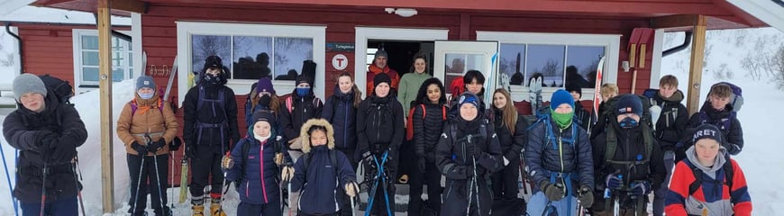 Ungdomsskoleelever fra Myre Skole på Turlagsstua februar 2024