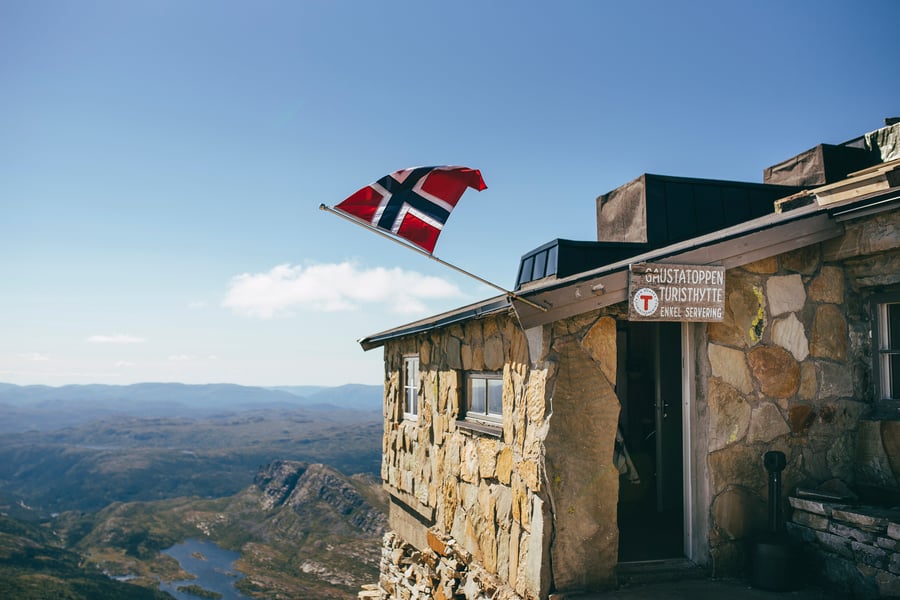 Fra innspilling med Anne Lindmo på Krokan og Gaustatoppen i august 2017.