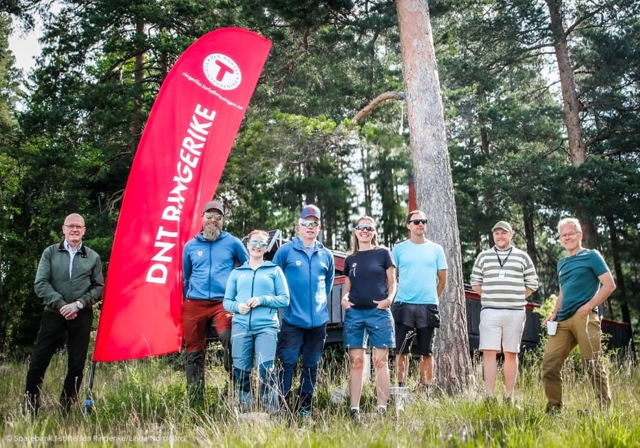 Sparebank 1-stiftelsen Ringerike gir ny hytte til DNT Ringerike. 