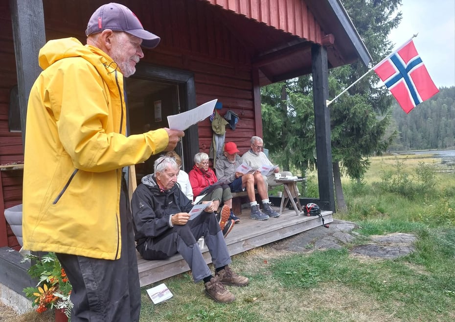 Axel bidro som alltid med sang og poesi Foto Dag Johansen