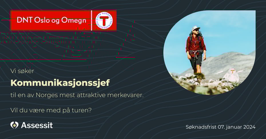 Plakat med skriften kommunikasjonssjef i stort og et bilde av en turgåer til høyre. 