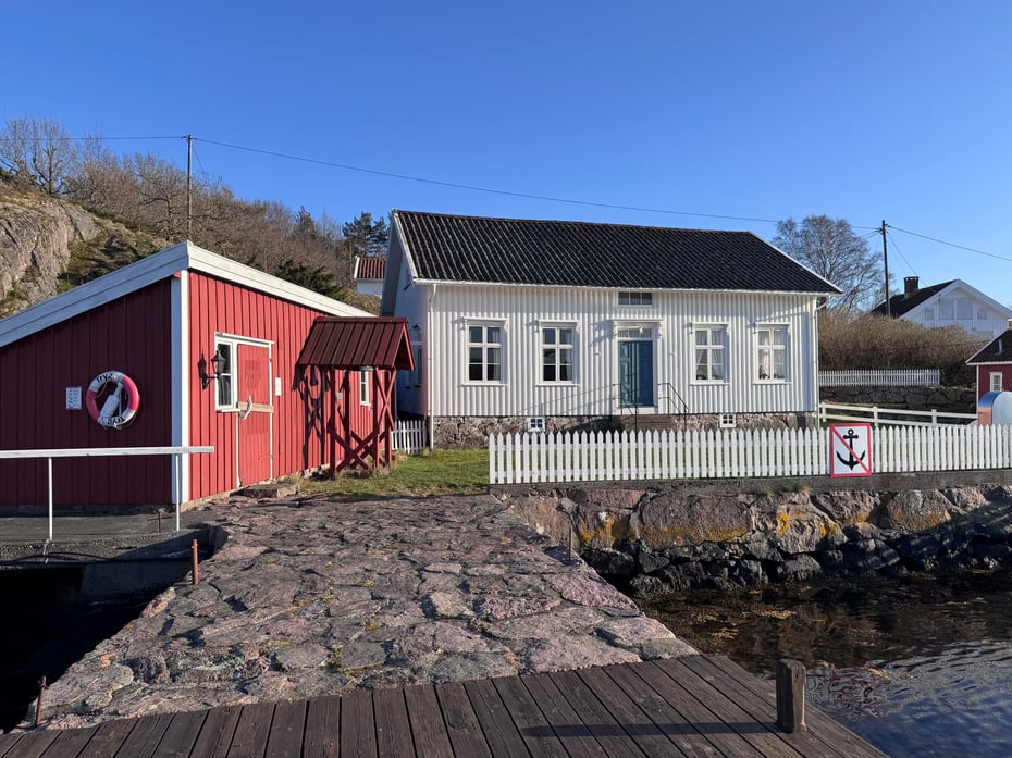 Det gamle skolebygget på Hesnesøy