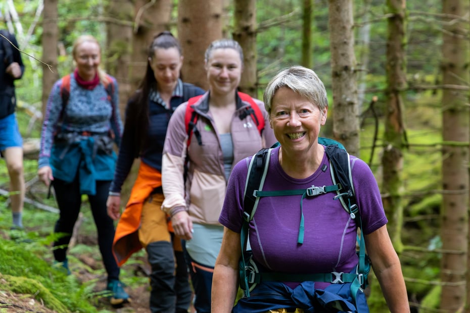 Stølstur med Kvam Turlag. 11 støler mellom Strandebarm og Mundheim, 16. juni 2024.
