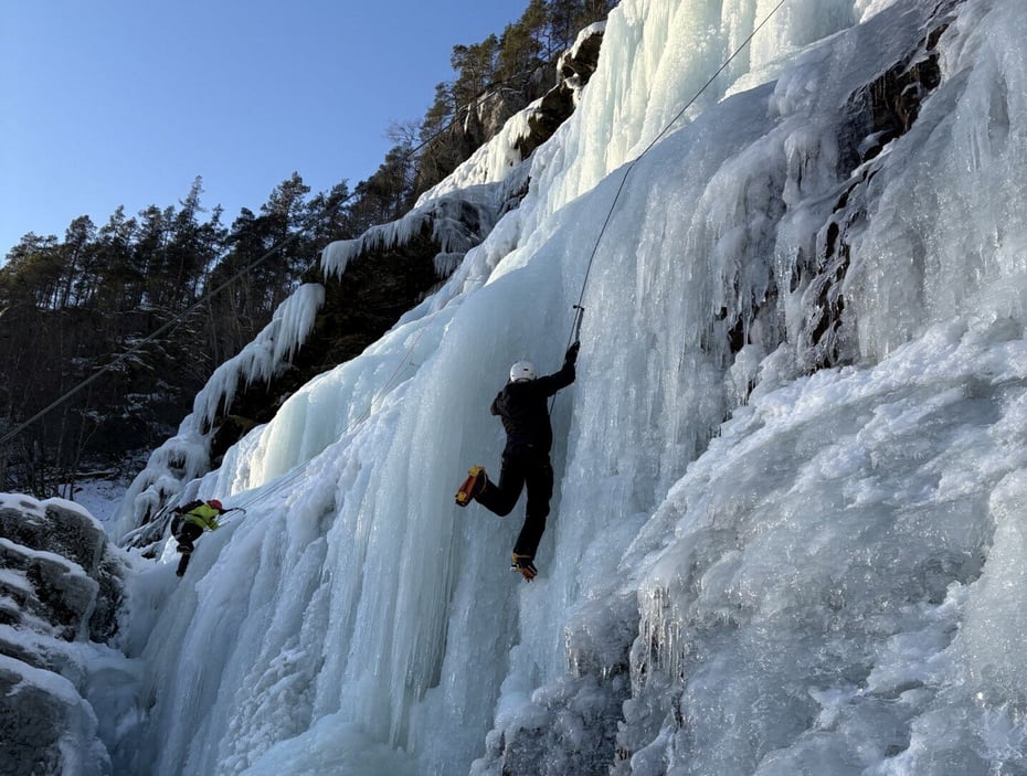 Isklatring i Tvinnefossen med Dnt Ung 25 janaur 2026.