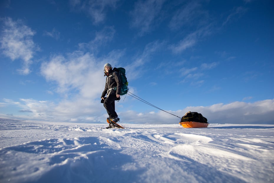 Vintertur med truger og pulk ved Glåmos