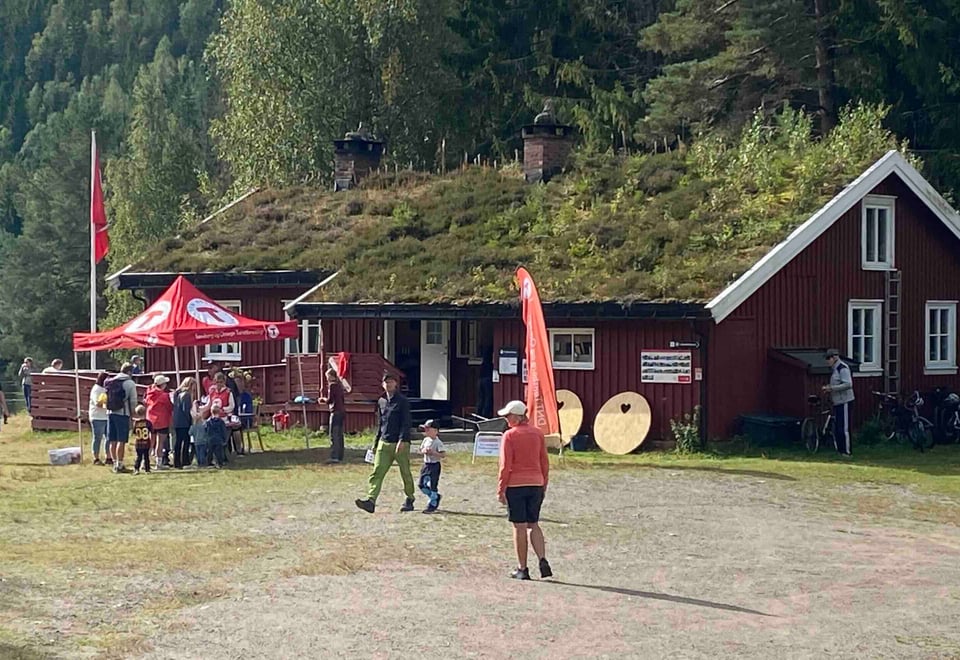 Aktivitet på Trollsvannstua i DNT Vestfold