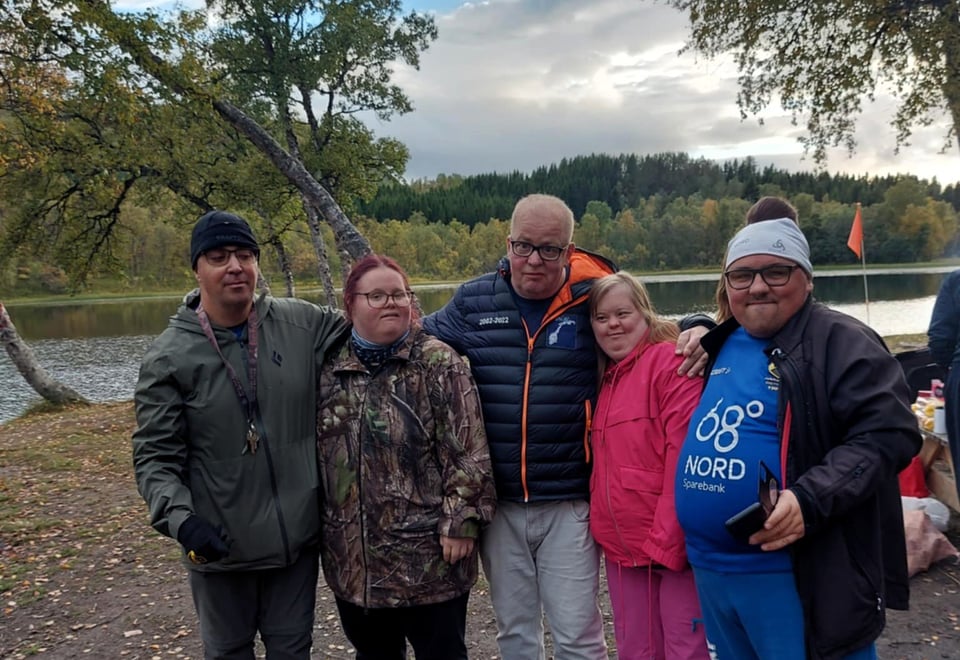 Fire fra gruppen DNT tilrettelagt i Harstad .