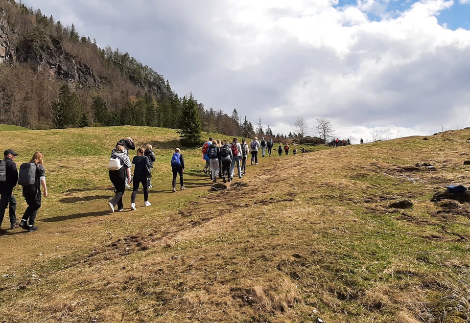 OPPTUR på engmarkene ved Semsvannet