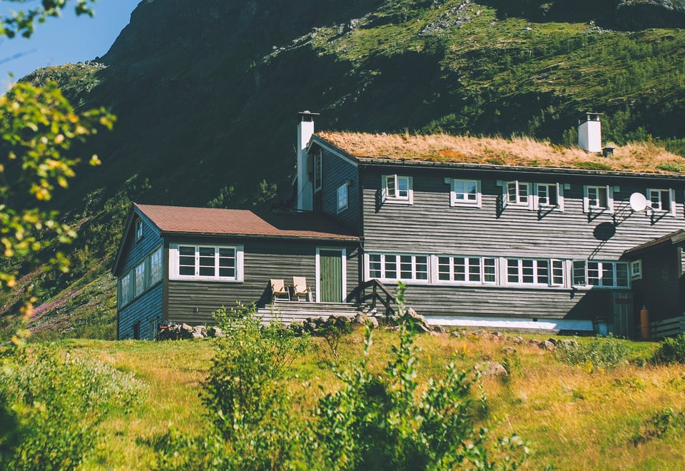 Andre uken av minutt for minutt gikk fem dager gjennom Jotunheimen. Bildet er fra turen fra Skogadalsbøen og ned mot Fleskedalen.