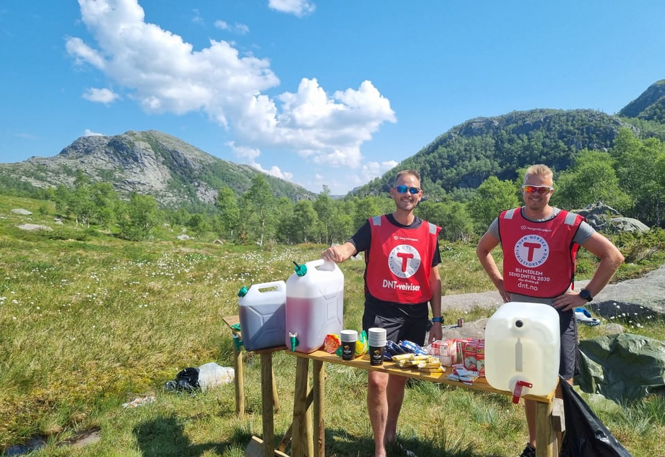 7-topp turen Strand og Forsand Turlag
Heiahorn, Småsilhorn, Krossfjell, Botnafjell, Naganibbå, Slåtteknutane og Revafjell
