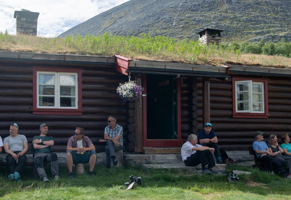 fra ny stueåpning på bjørnholia