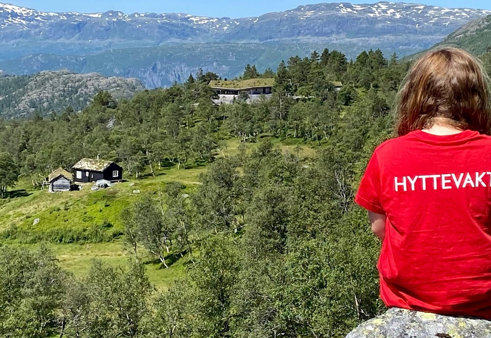 Familien Scheie Balle var hyttevakter på Jonstølen juli 2022.