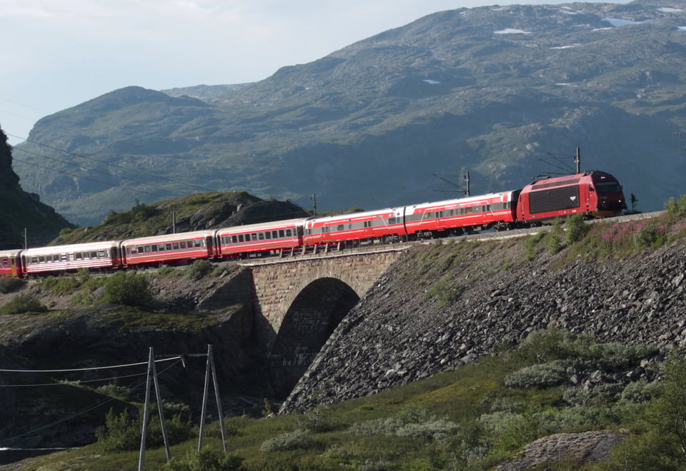 Sykkeltur langs Rallarvegen.
Bilder til fri bruk mot kreditering av fotograf.