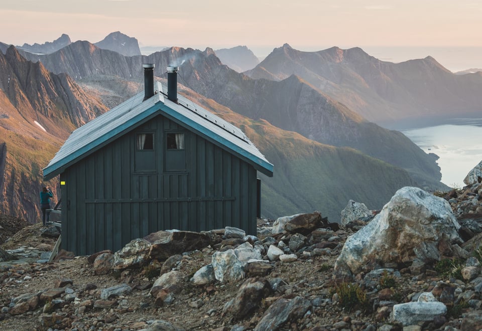 Tåkeheimen i solnedgang