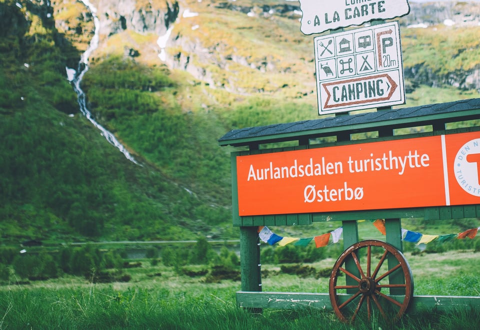 Aurlandsdalen Turisthytte Østerbø. Bilder fra sommeråpning i Aurlandsdalen 2017.