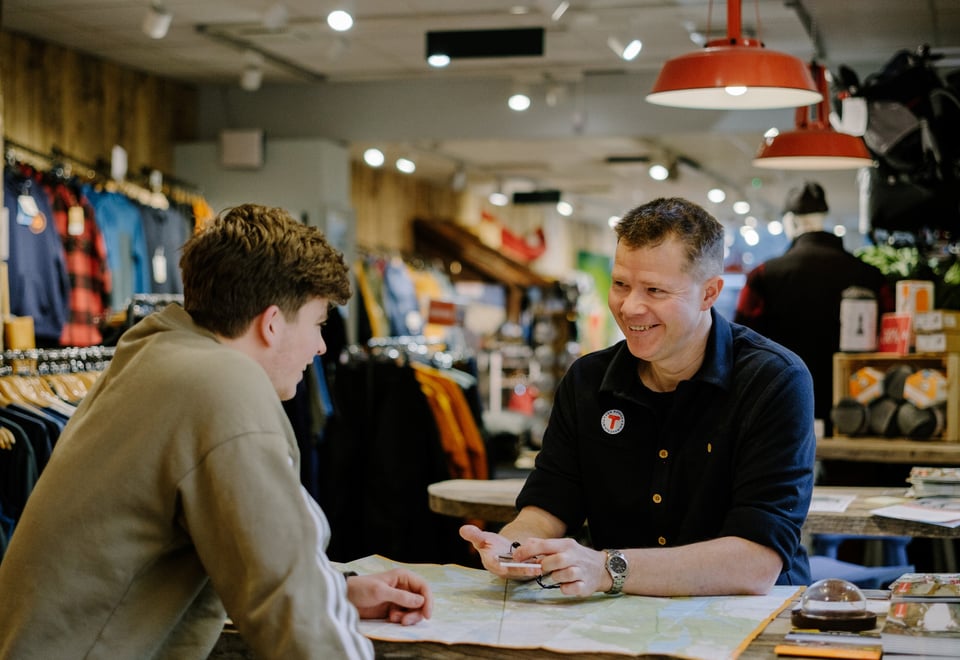 Bilder til Turveiledning i DNTbutikken