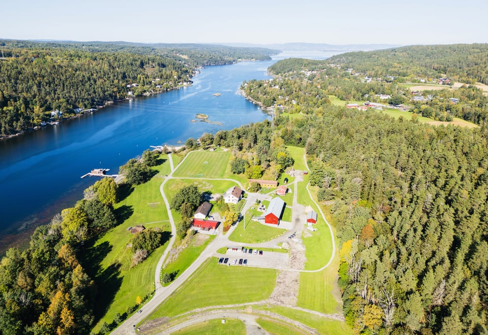 Dronebilder av Breivoll Gård, sommer 2024.