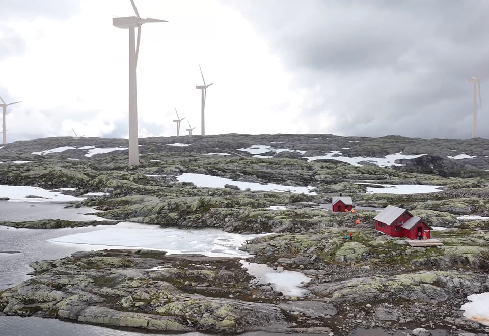 Store vindturbiner rundt liten rødmalt hytte. Illustrasjon av hvordan det kan se ut rundt Skavlabu om Norsk Vind AS får bygget vindkraftanlegg i Modalsfjellene i Stølsheimen. 