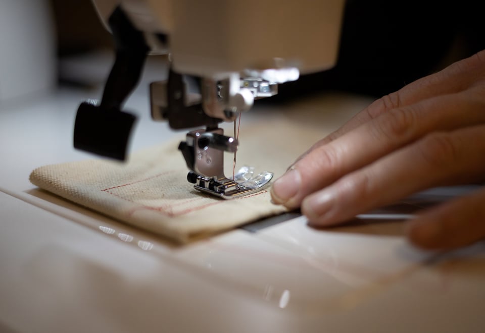 Nærbilde av sysmaskin