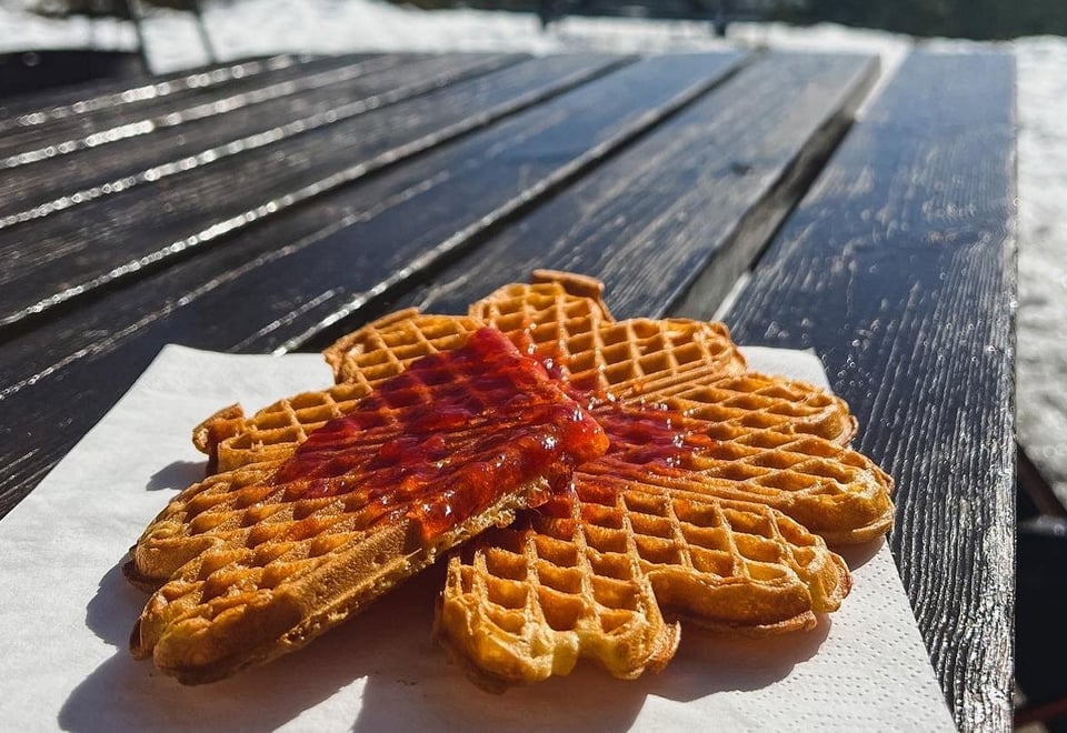 Vaffelvakt på Fugleleiken Turisthytte