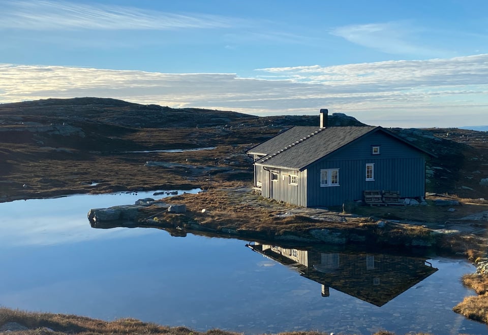 Høsttur til Sveinsbu og Brørsteinane