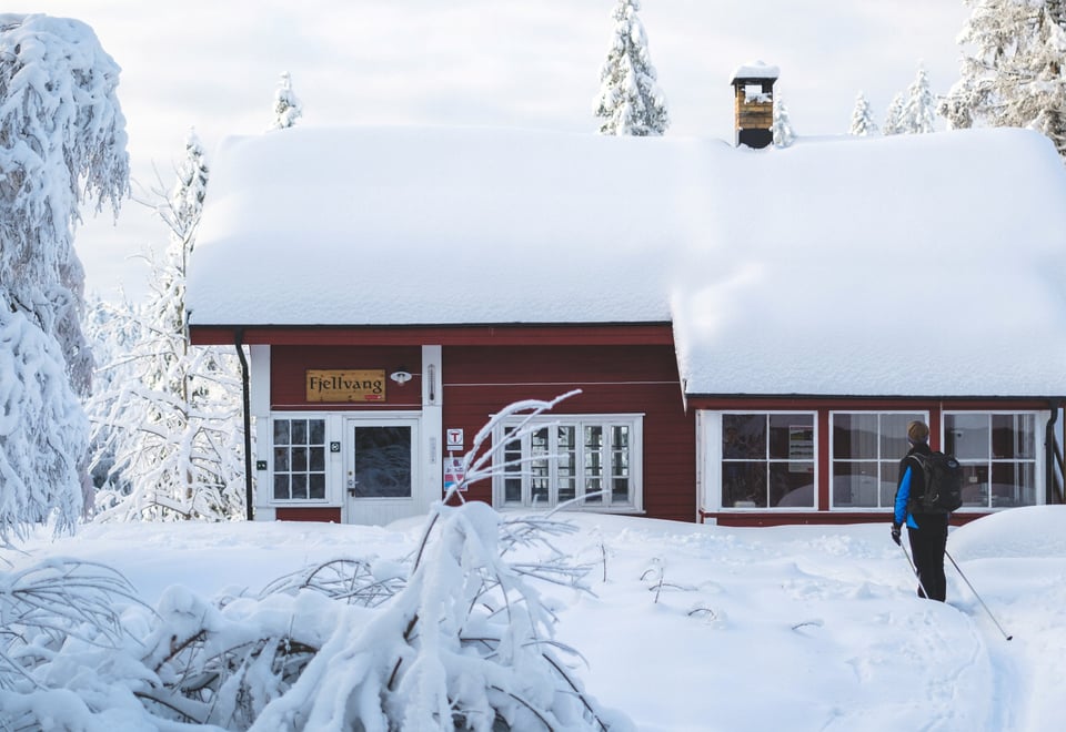 Skitur fra Snippen til Nydalshytta/Nydalsbua/Røverhula/Fjellvang