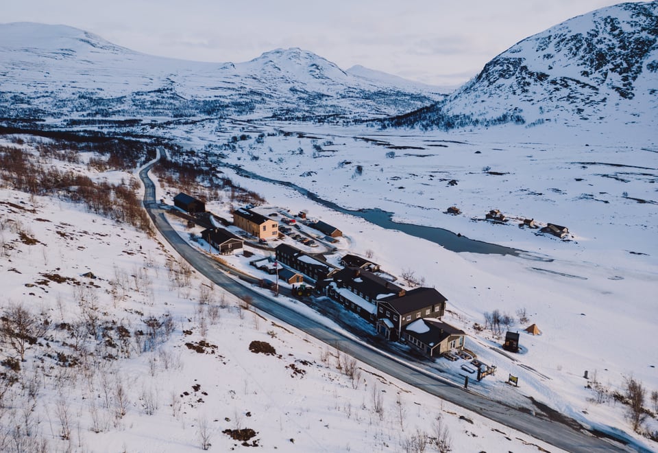 Bilder av Utsikten, det nye losjihuset på Gjendesheim.