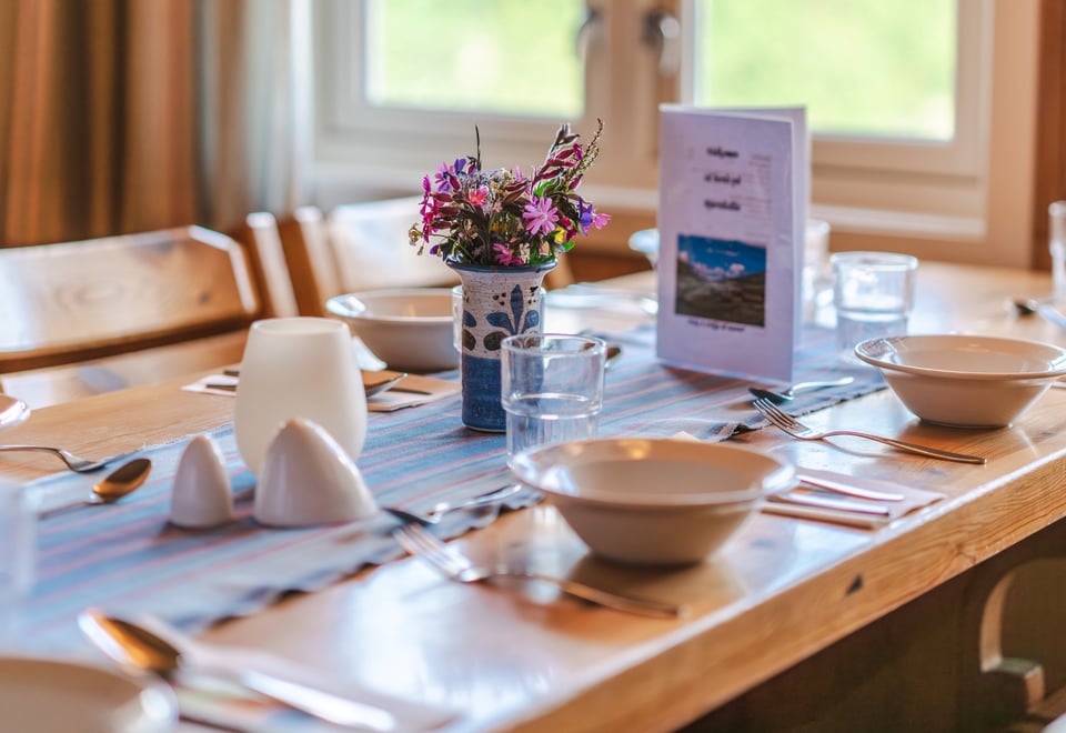 Sommeråpning på Bjørnhollia
