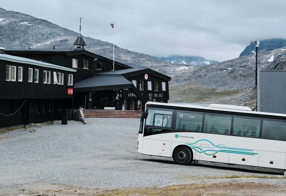Basecamp på Leirvassbu i Jotunheimen, sommer 2024.