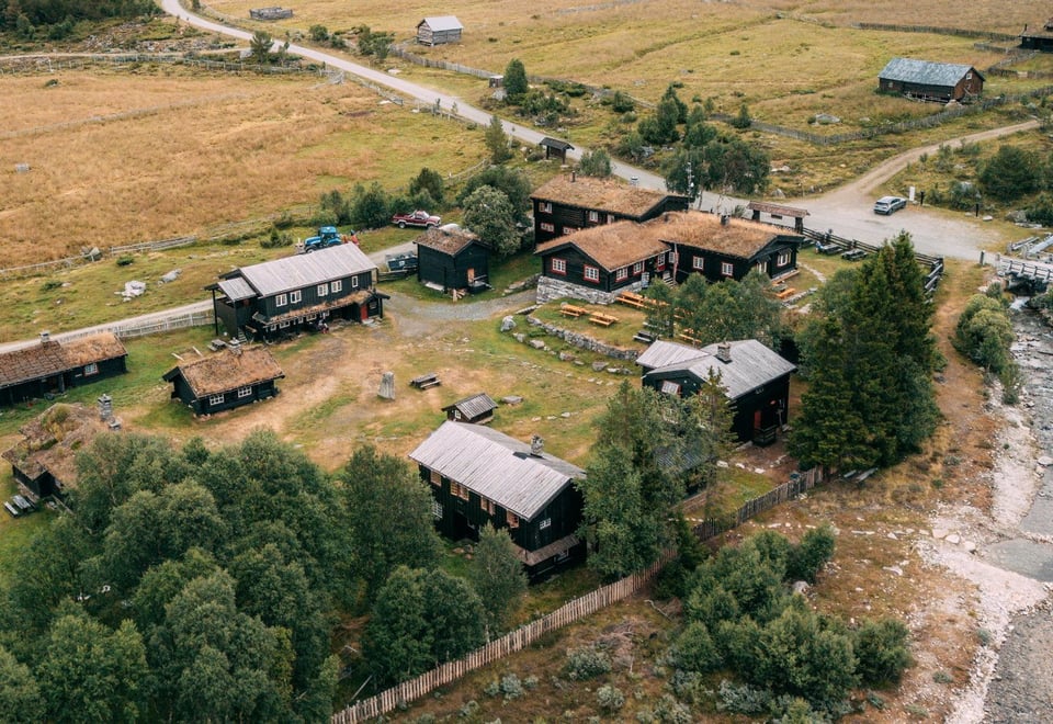 Sota Sæter og Tverrådalskyrkja