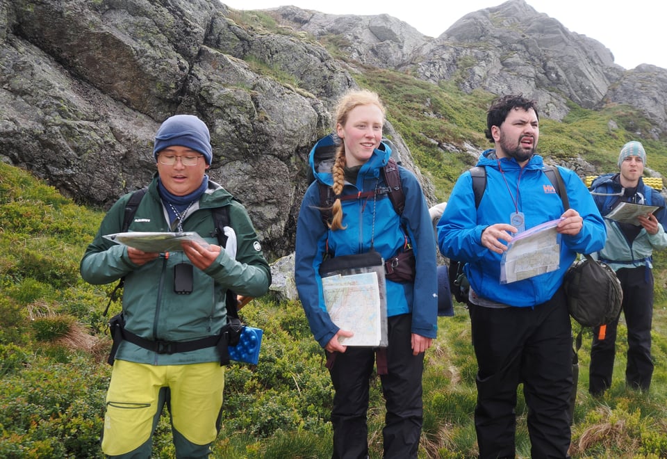 Bilder fra grunnleggende turlederkurs på Stord/Stovegolvet juni 2025. Instruktører Fredrik Brun og Oda Margrete Aarland