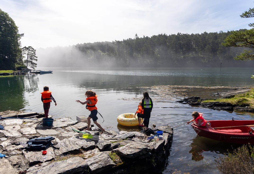 Skjærgårdsleir 13.–14. juni 2026 på Erleholmen, Tysnes.