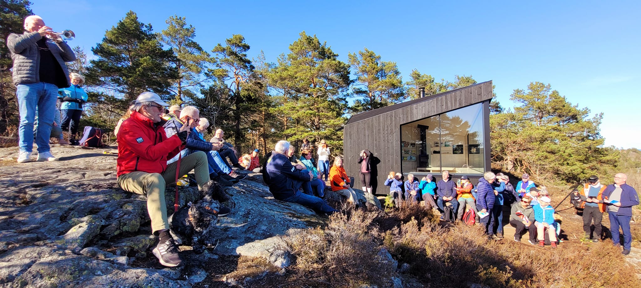 Dagsturhytta i Risør ble åpnet 16. april - DNT
