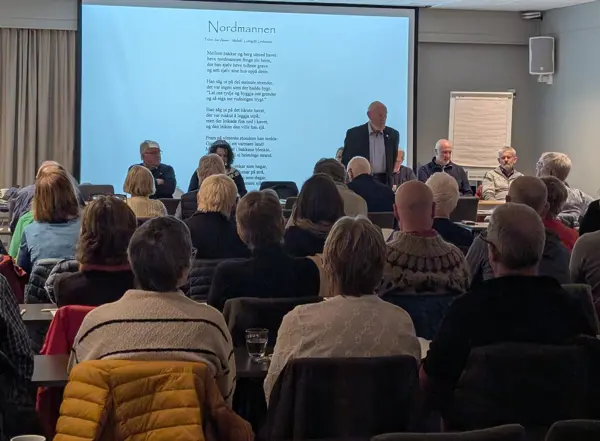 Medlemmer samlet til årsmøte