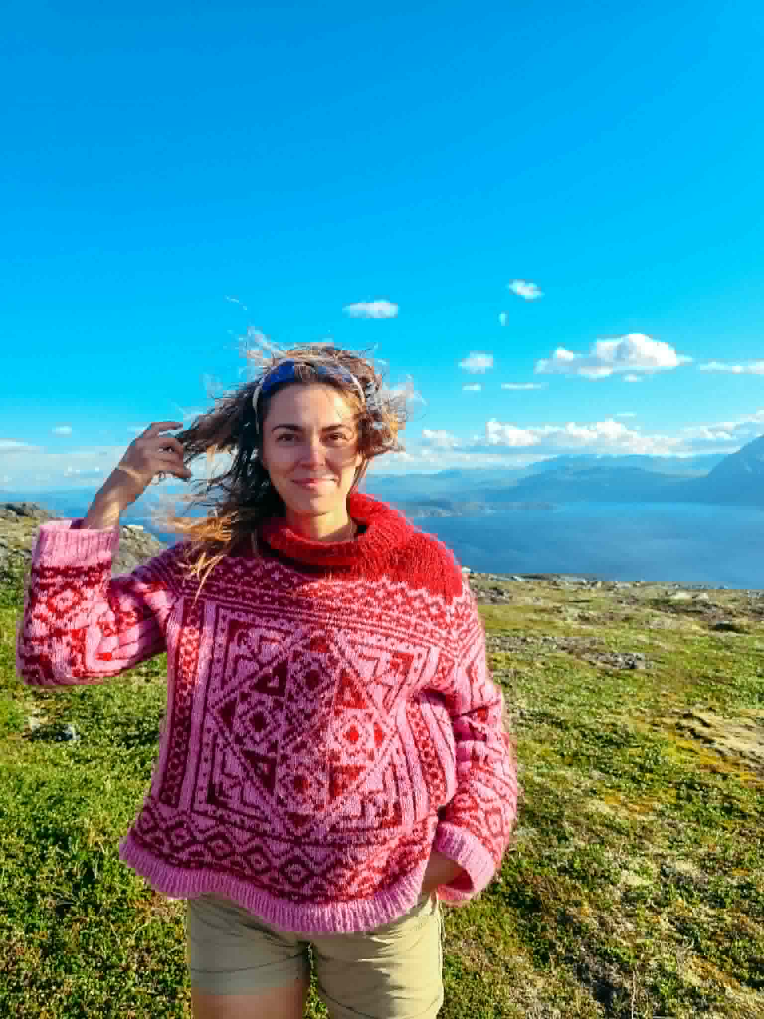 Maja trives best ute! S&aring; godt at hun har fullf&oslash;rt Norge p&aring; langs til fots og med sykkel. Foto: Privat