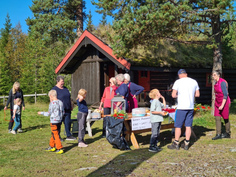 Salg av mat og drikke.