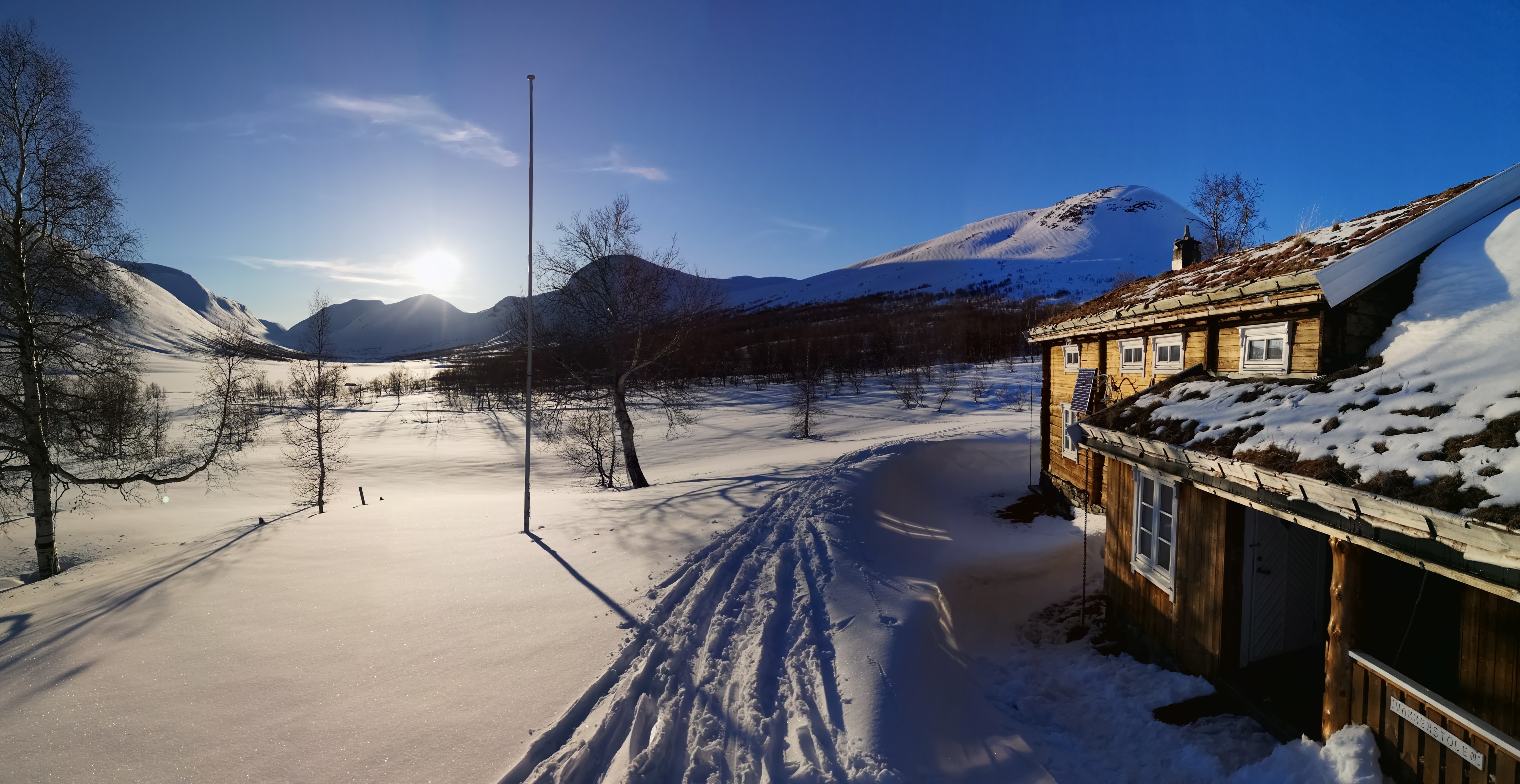 Hytte i vinterfjellet