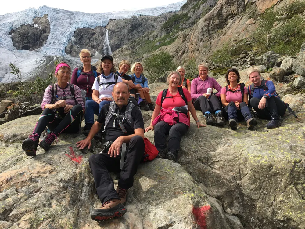 Overnattingstur til Dronningstien og Buerbreen