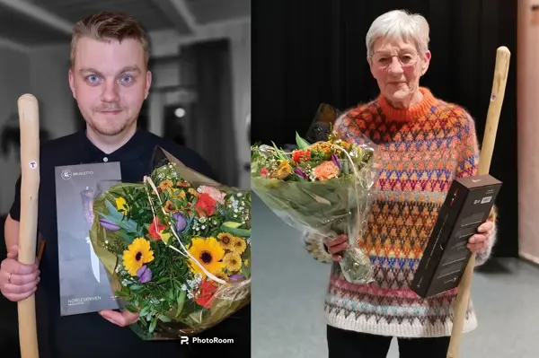 to personer med blomsterbukett